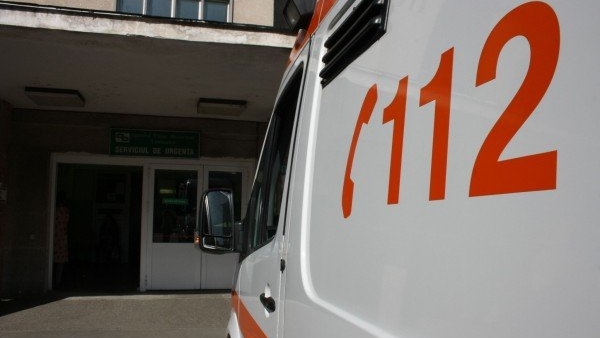 Trei copii şi părinţii lor au ajuns la spital după deratizarea dintr-un bloc în Timişoara